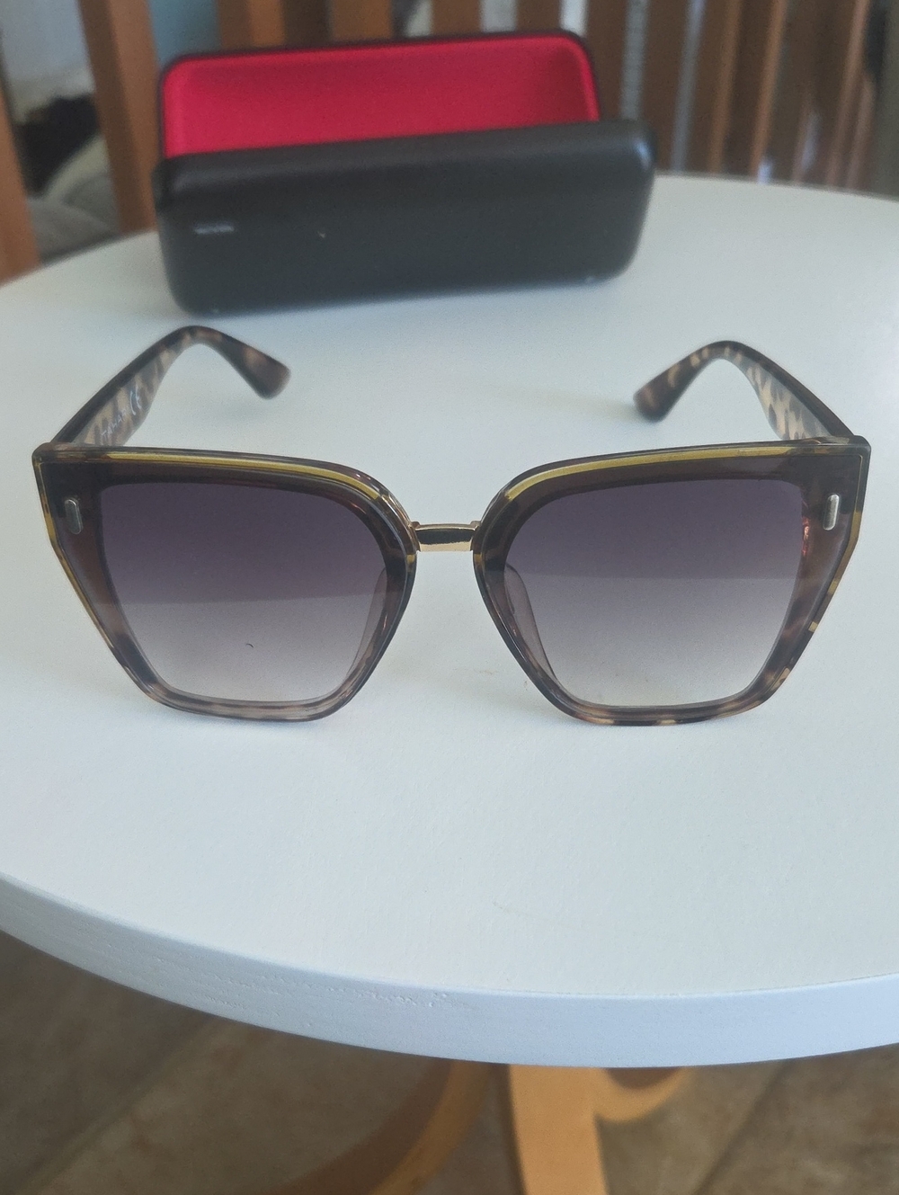 Tahari Brown Tortoiseshell Sunglasses with Gray Gradient Lenses and Oscar Case